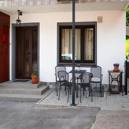 Area Krem Ar - Groundfloor With Terrace Apartment *